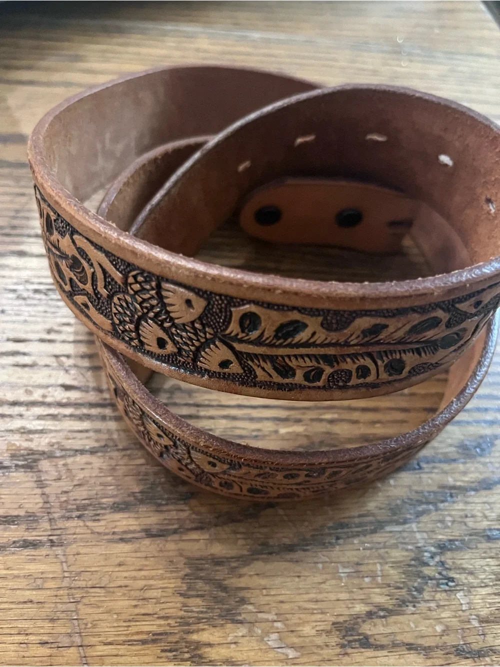 Vintage Hand-Tooled Brown Leather acorn Men's Belt - Detailed Floral Pattern